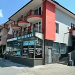 Chinar 08