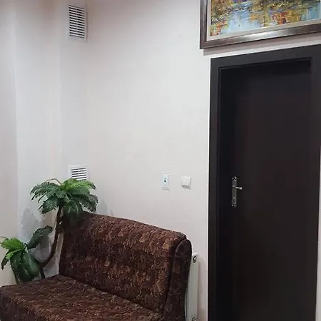 Chinar 08 Πανσιόν *